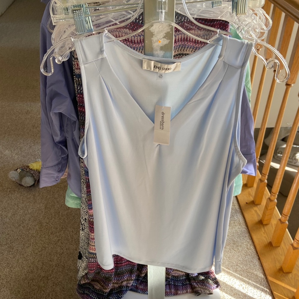 Jones studio tank